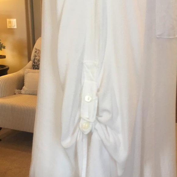 Cupio White Blouse in Medium - Picture 7 of 12